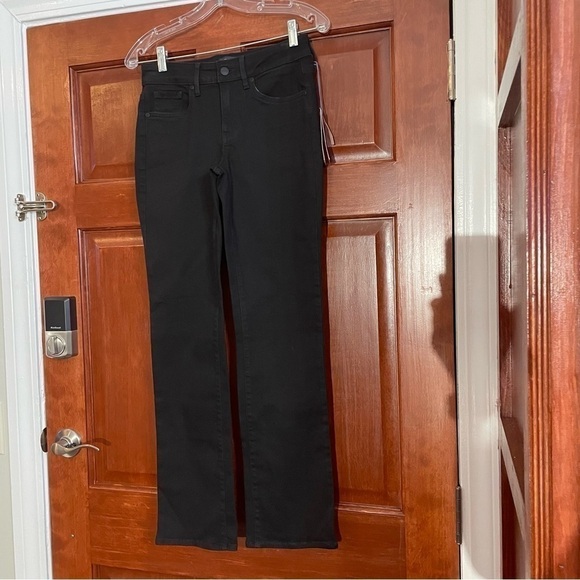 NYDJ Women's Petite Marilyn Straight Jeans with Catwalk Embroidery Details 2P - Picture 13 of 16